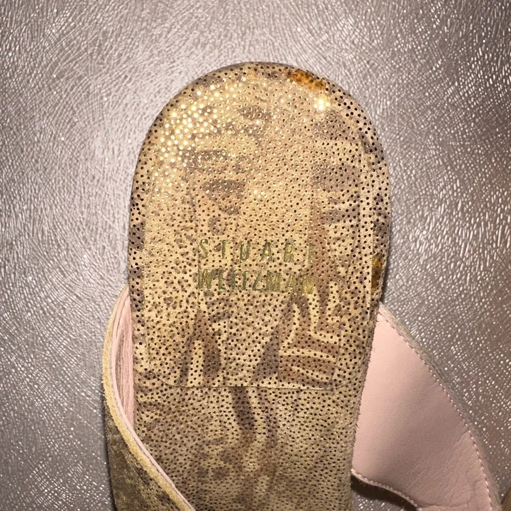 Stuart Weitzman nwot glue